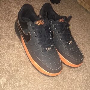 Black and orange air force’s